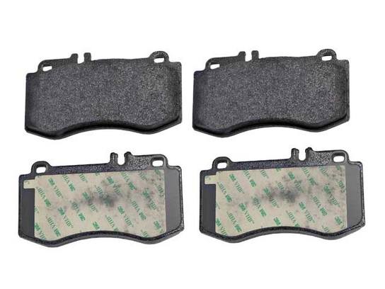 Mercedes Disc Brake Pad Set - Front 0074206420